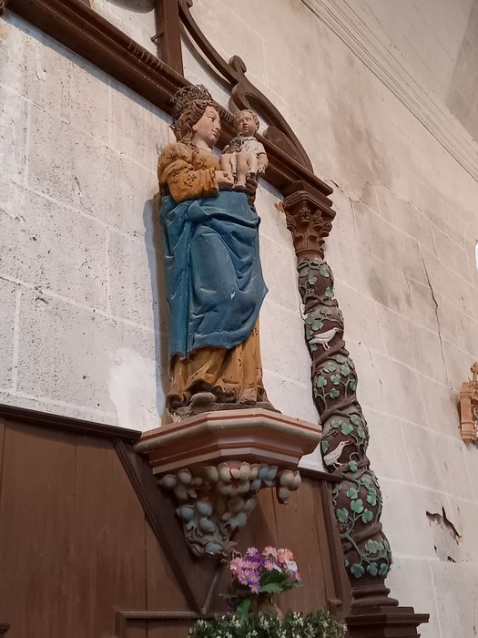 statue : Vierge à l'Enfant - © Ministère de la Culture (France), Conservation des antiquités et des objets d’art de l'Yonne – Tous droits réservés 