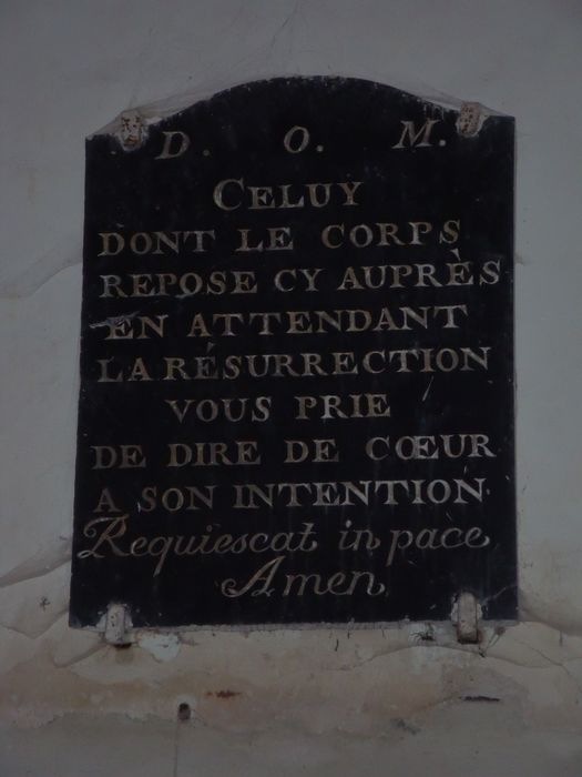 plaque funéraire (stèle funéraire)