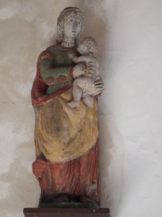 statue : Vierge à l'Enfant - © Ministère de la Culture (France), Conservation des antiquités et des objets d’art de l’Yonne – Tous droits réservés 