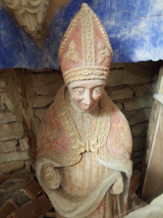 statue : Saint Nicolas, vue partielle