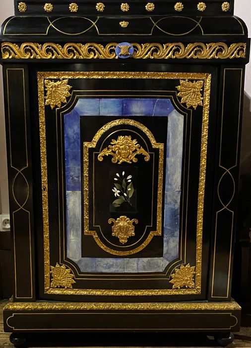 meuble de présentation - © Ministère de la Culture (France), Conservation des antiquités et des objets d’art de l'Yonne – Tous droits réservés 
