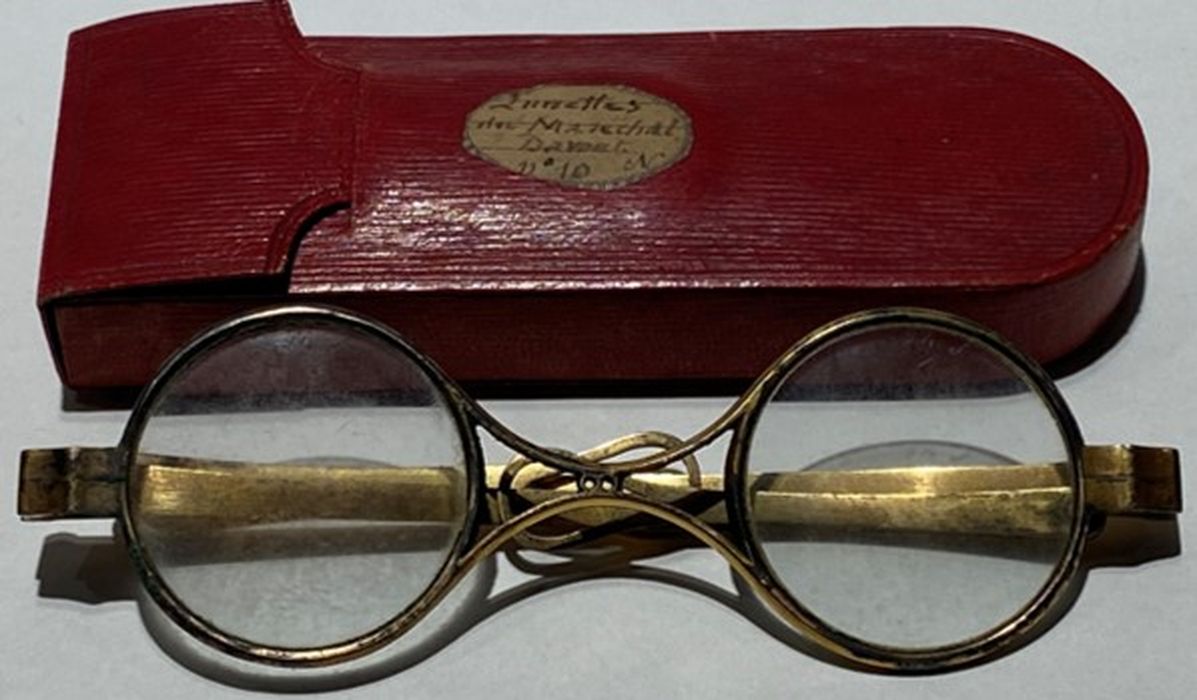 paire de lunettes - © Ministère de la Culture (France), Conservation des antiquités et des objets d’art de l'Yonne – Tous droits réservés