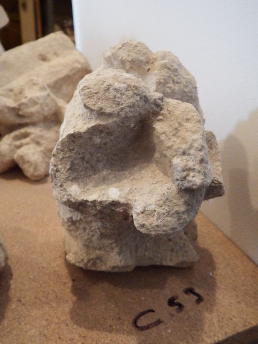 fragment de crochet (n°59) - © Ministère de la Culture (France), Conservation des antiquités et des objets d’art de l'Yonne – Tous droits réservés