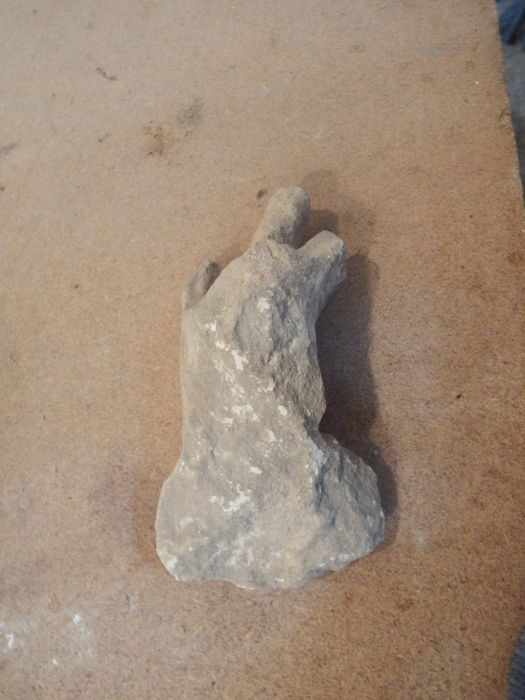 fragment de tiges (n°382) - © Ministère de la Culture (France), Conservation des antiquités et des objets d’art de l'Yonne – Tous droits réservés