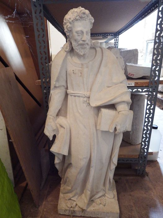 statue : Saint Barthélemy (n°388) - © Ministère de la Culture (France), Conservation des antiquités et des objets d’art de l'Yonne – Tous droits réservés