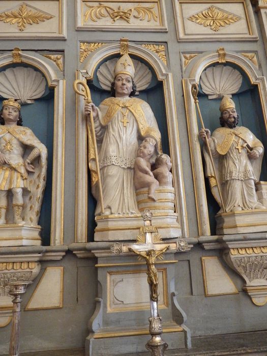 statues : Saint Louis, saint Nicolas, saint Éloi