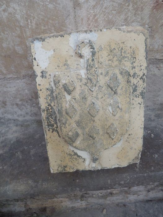 bas-relief n°1 : Armoiries