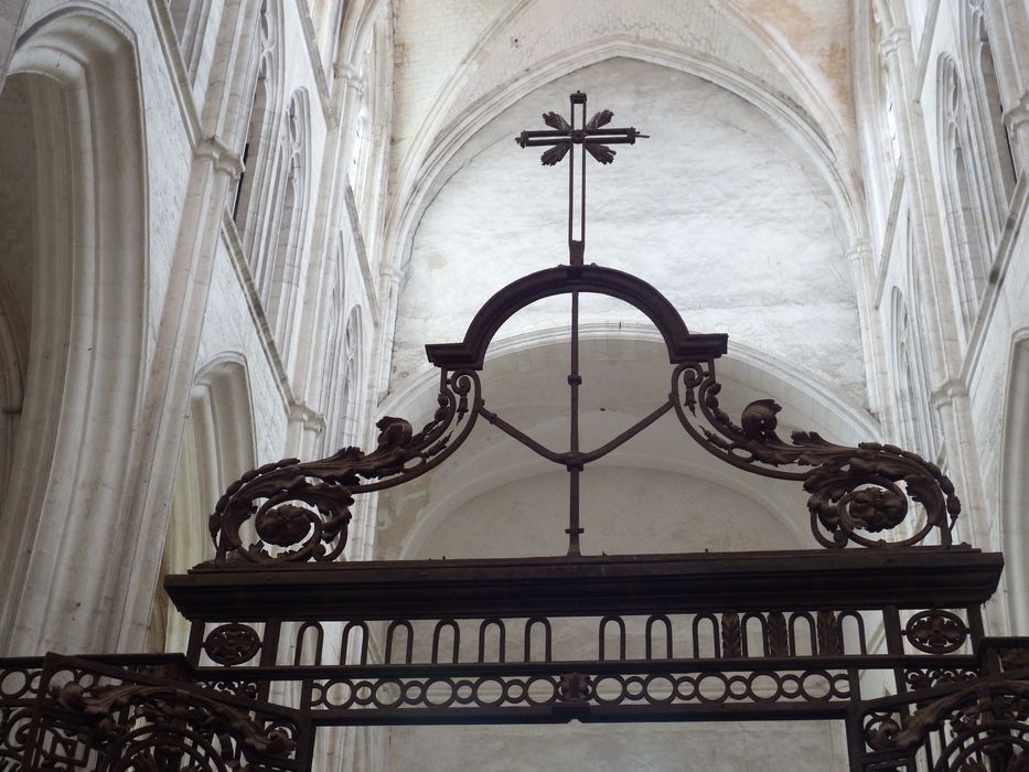 clôture de choeur, vue partielle