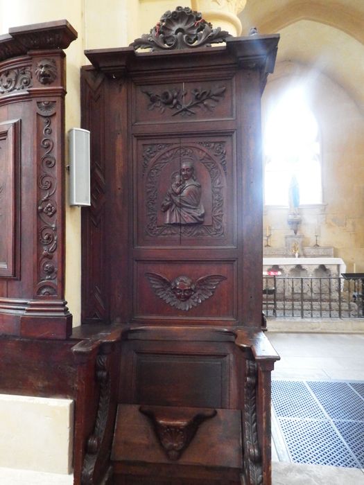 chaire à prêcher : Vierge à l'Enfant