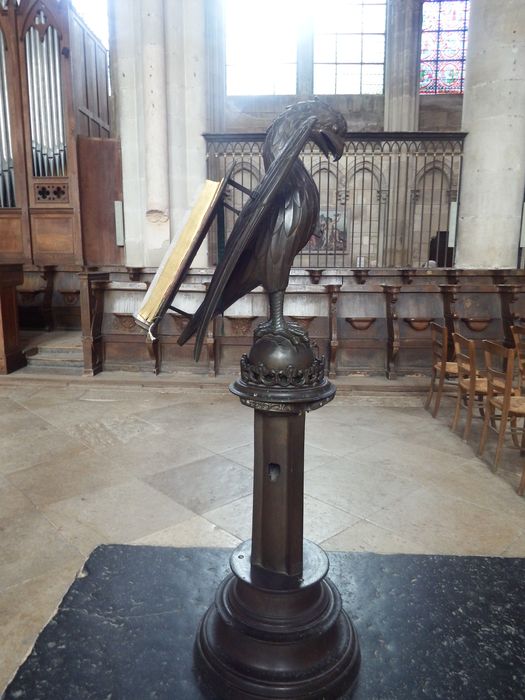 aigle-lutrin