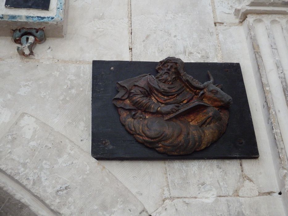bas-relief : Saint Luc
