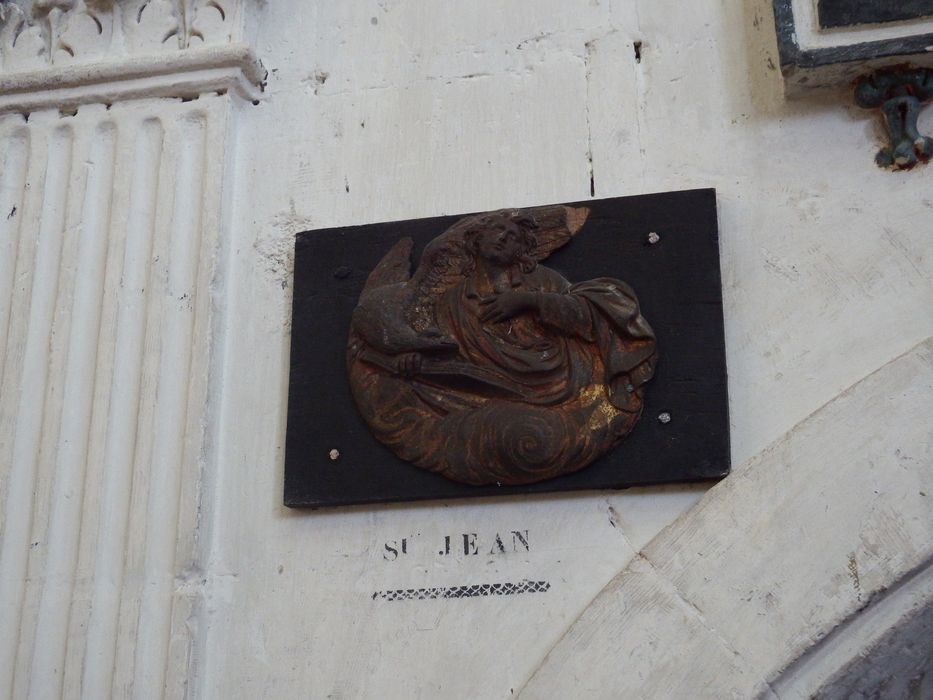 bas-relief : Saint Jean
