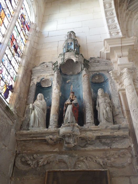 retable, statues : Saint Jean, Vierge à l'Enfant, Sainte Barbe