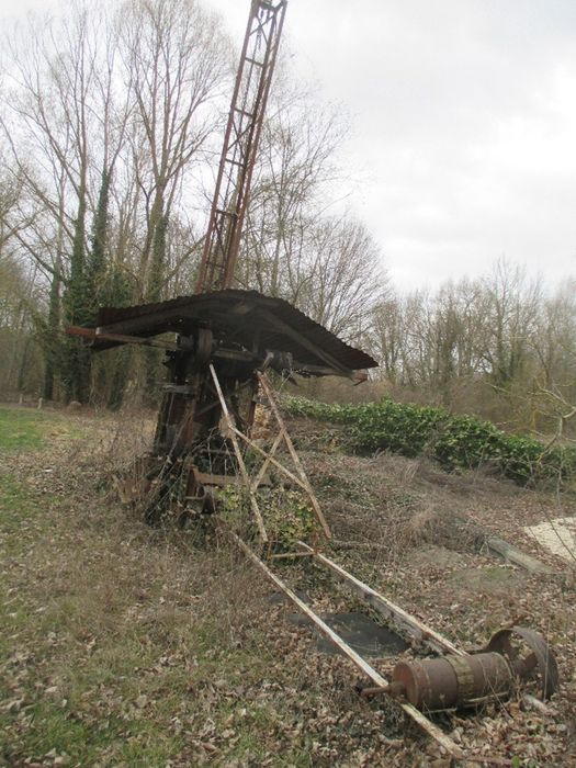 machine d’extraction de tourbe : Louchet - © Ministère de la Culture (France), Conservation des antiquités et des objets d’art de l’Essonne – Tous droits réservés 