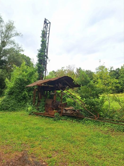 Machine d’extraction de tourbe : Louchet