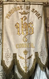 bannière de procession : Venite Adoremus (verso)