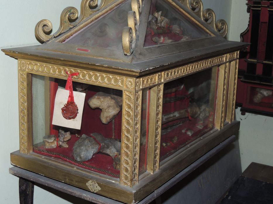 châsse : St Antonin, m.