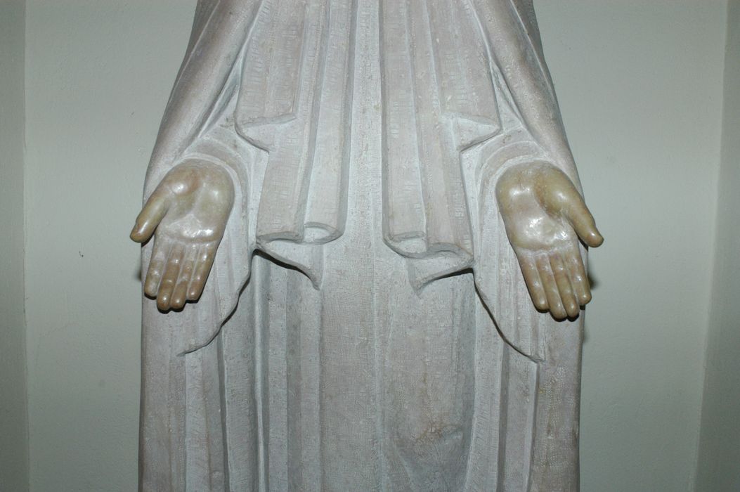 statue : Immaculée Conception, détail - © Ministère de la Culture (France), Conservation des antiquités et des objets d’art de Seine-Saint-Denis  – Tous droits réservés 