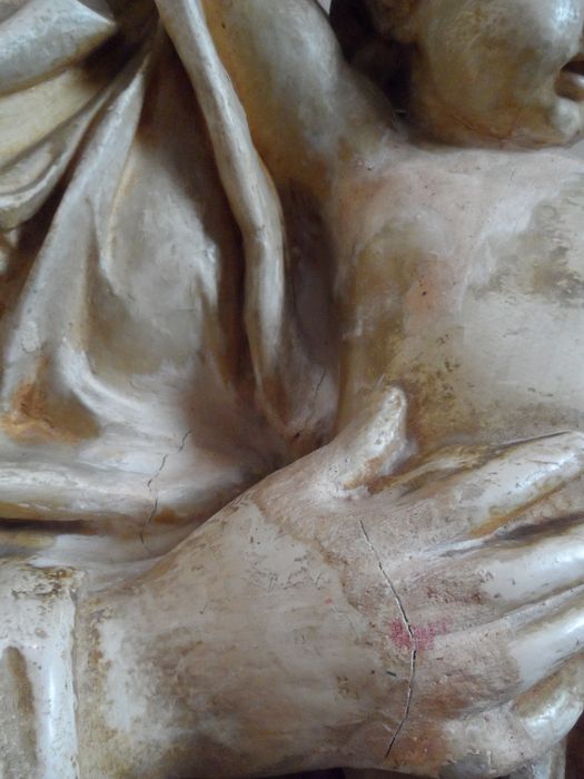 statue : Vierge à l'Enfant, détail - © Ministère de la Culture (France), Conservation des antiquités et des objets d’art de Seine-Saint-Denis  – Tous droits réservés 