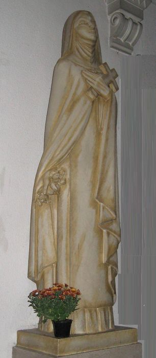 statue : Sainte Thérèse de Lisieux