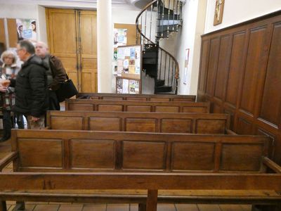 bancs de fidèles 