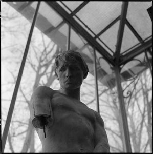 statue : Oreste