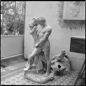 statue : Oreste