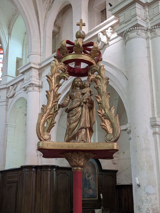 bâton de procession de confrérie avec sa statue (statuette) : Vierge à l'Enfant