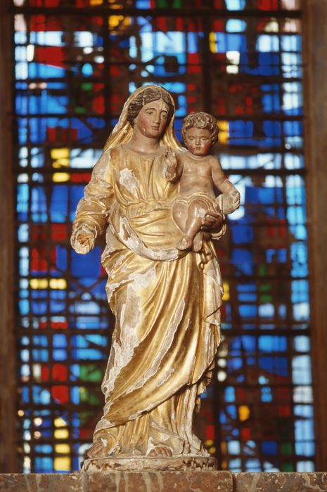 statue : Vierge à l'Enfant - © Ministère de la Culture (France), Conservation des antiquités et des objets d’art du Val-d’Oise – Tous droits réservés 