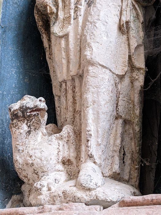 statue : saint Romain, détail