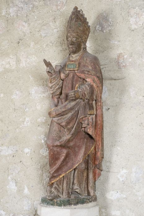 statue : saint évêque - © Ministère de la Culture (France), Conservation des antiquités et des objets d’art du Val-d’Oise – Tous droits réservés 