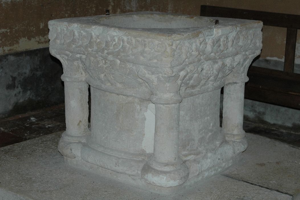fonts baptismaux