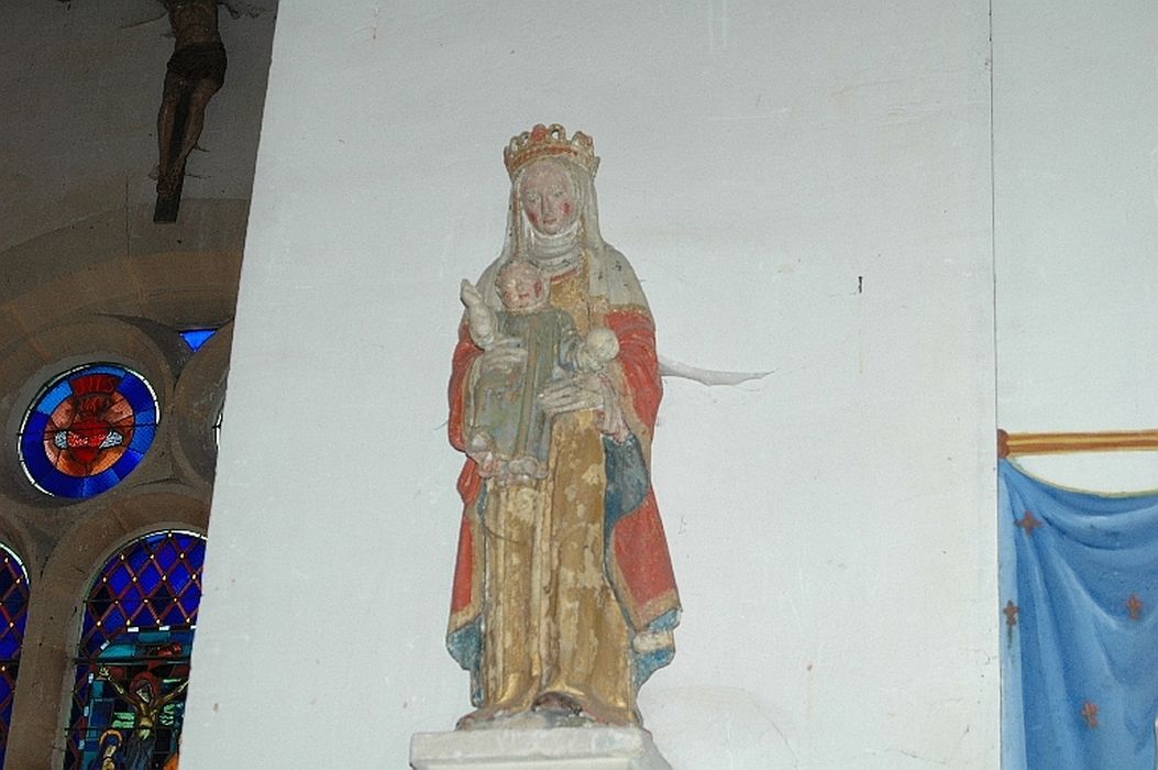 statue : Vierge à l'Enfant