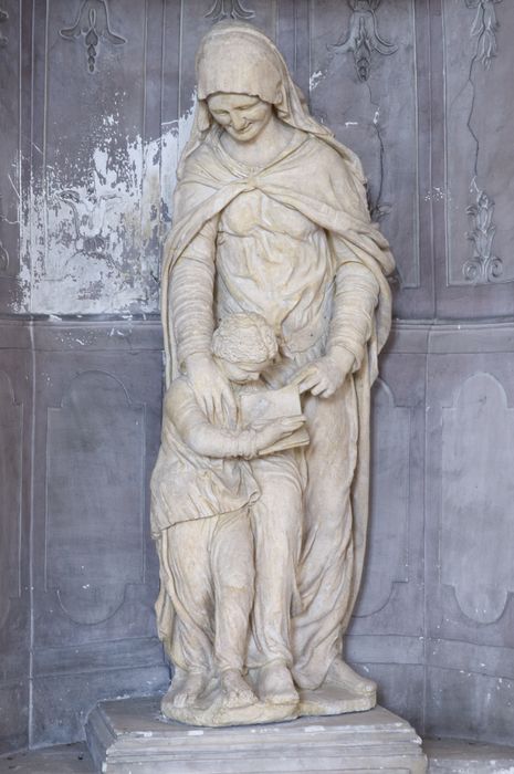 groupe sculpté : sainte Anne et la Vierge enfant