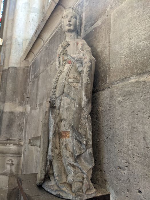 statue (statuette) : sainte Catherine d'Alexandrie