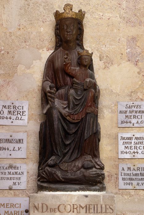 statue : Vierge à l'Enfant