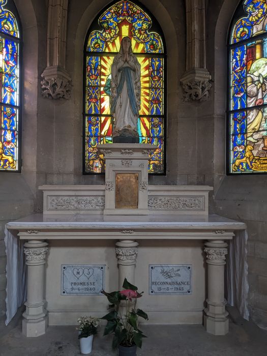autel de la chapelle Sainte-Marie