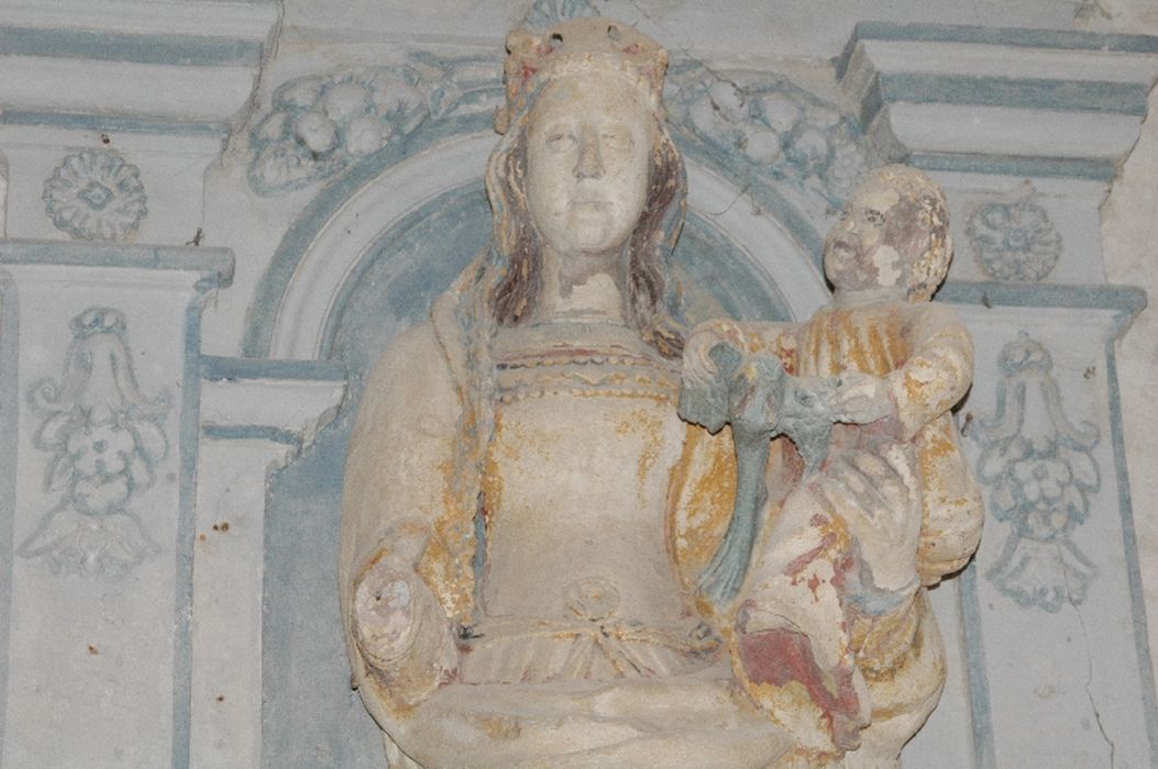 statue : Vierge à l’Enfant, vue partielle