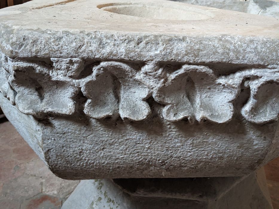 fonts baptismaux, détail