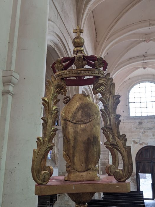 bâton de procession de confrérie : saint Didier céphalophore