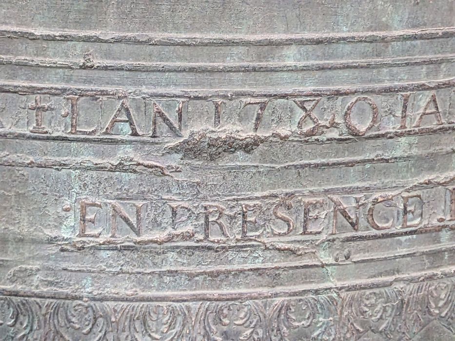 cloche dite Geneviève, détail de l’inscription