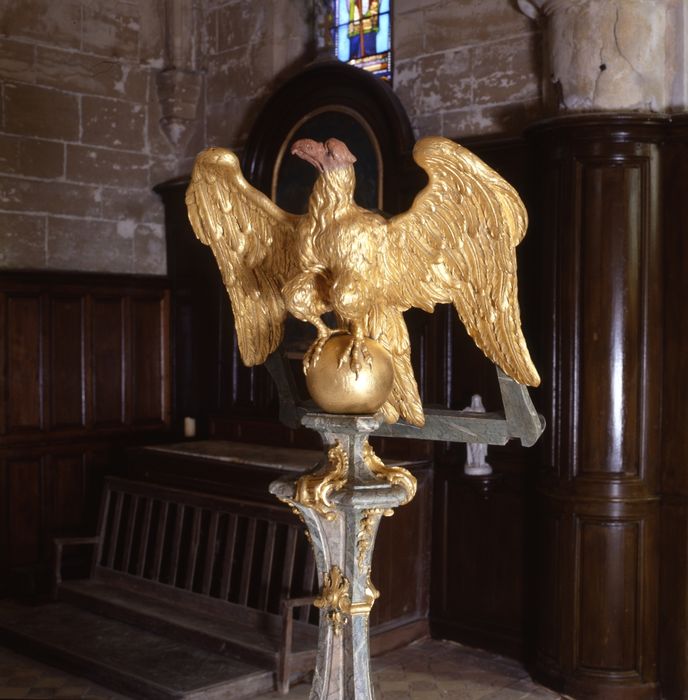 lutrin (aigle-lutrin)
