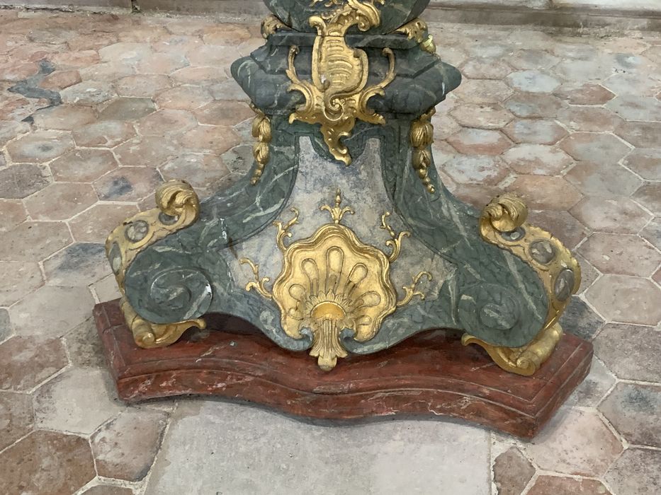 lutrin (aigle-lutrin)