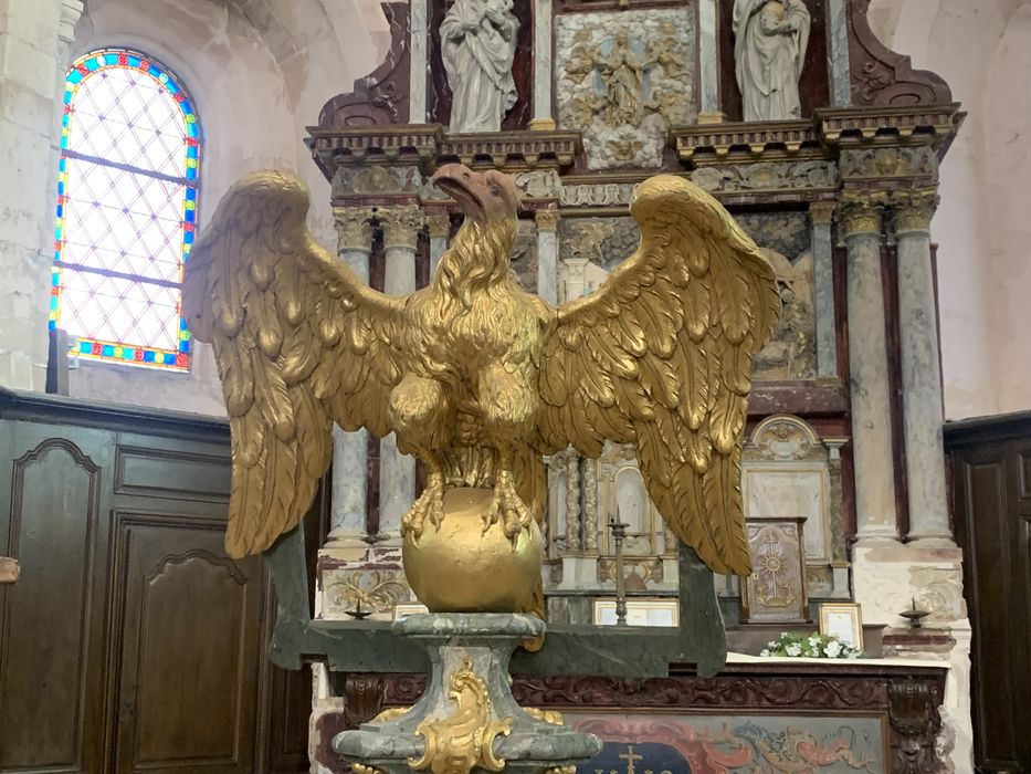 lutrin (aigle-lutrin)