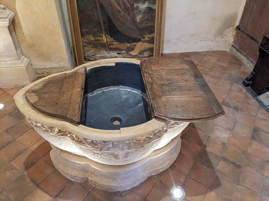 fonts baptismaux