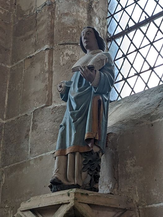 statue : saint Vincent