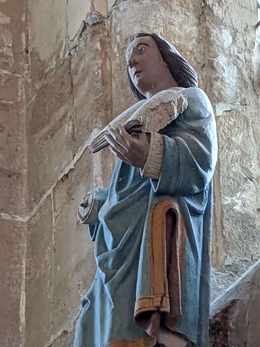 statue : saint Vincent, vue partielle