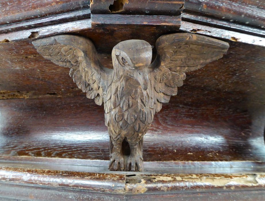 Chaire à prêcher : Détail du cul de lampe, aigle de saint Jean