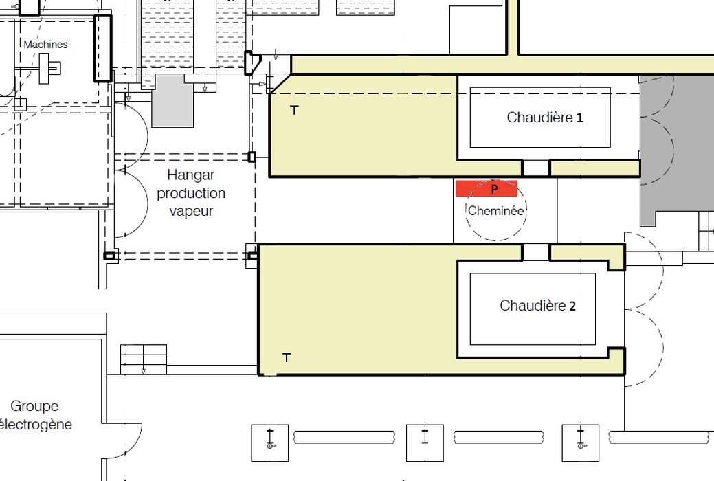 Ensemble des deux chaudières. Plan de localisation : trémies d’alimentation en bagasse (T), pompe à vapeur (P). Fond de plan, Pierre Bortolussi, architecte en chef des Monuments Historiques.