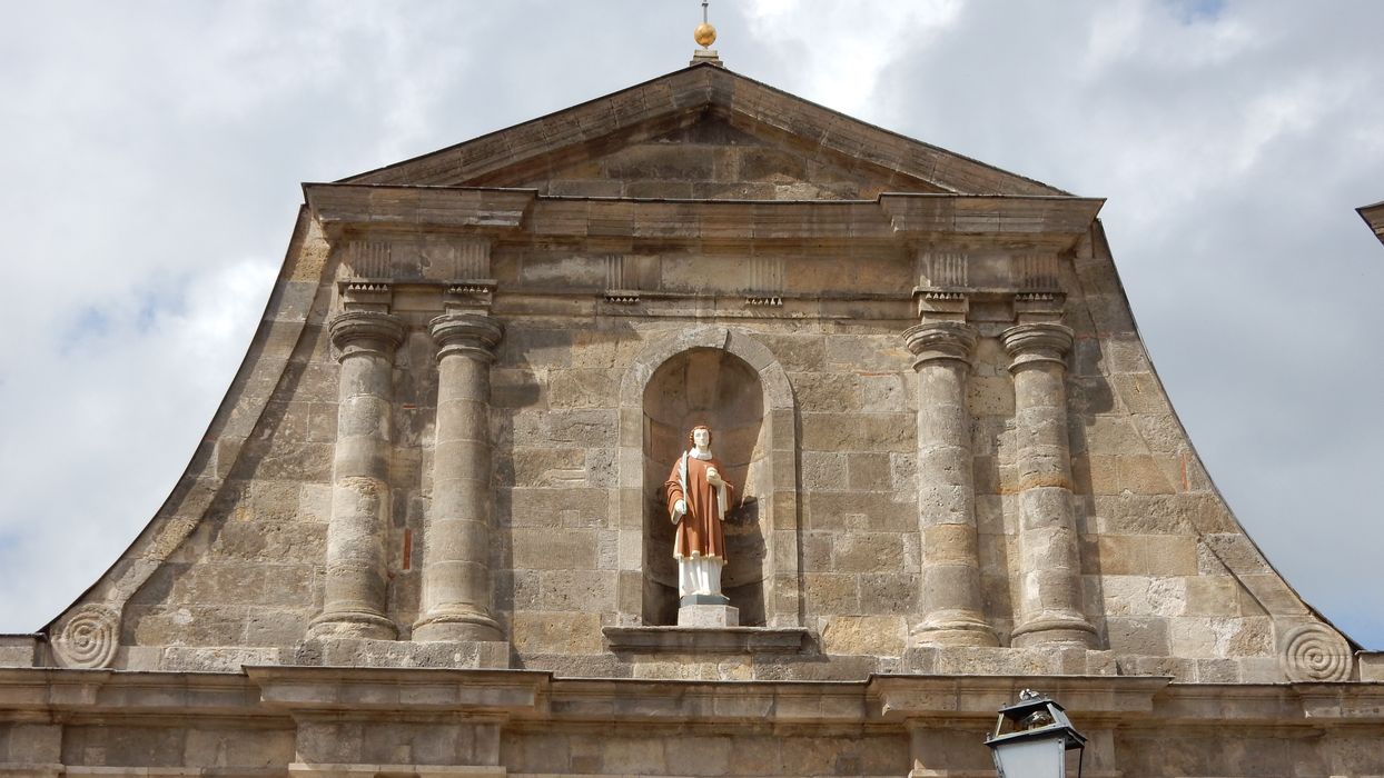 Église. Élévation antérieure : pignon.